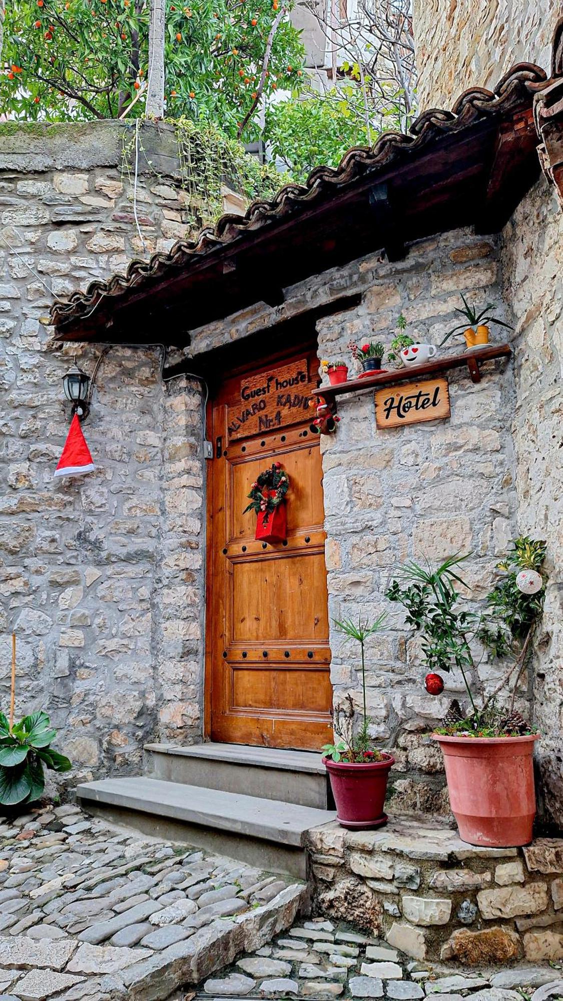 Guesthouse Alvaro Kadiu Berat Exterior photo